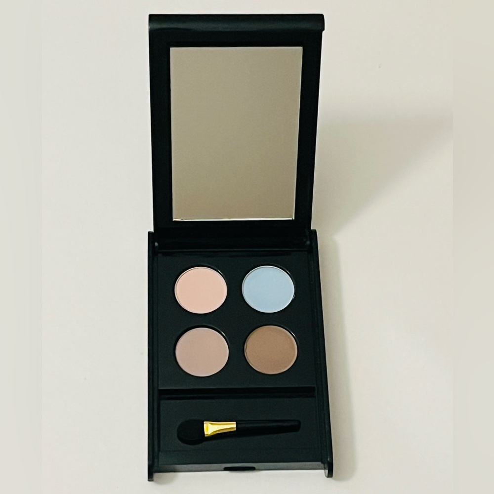 Elizabeth Arden 4 Shade Eye Shadow Palette